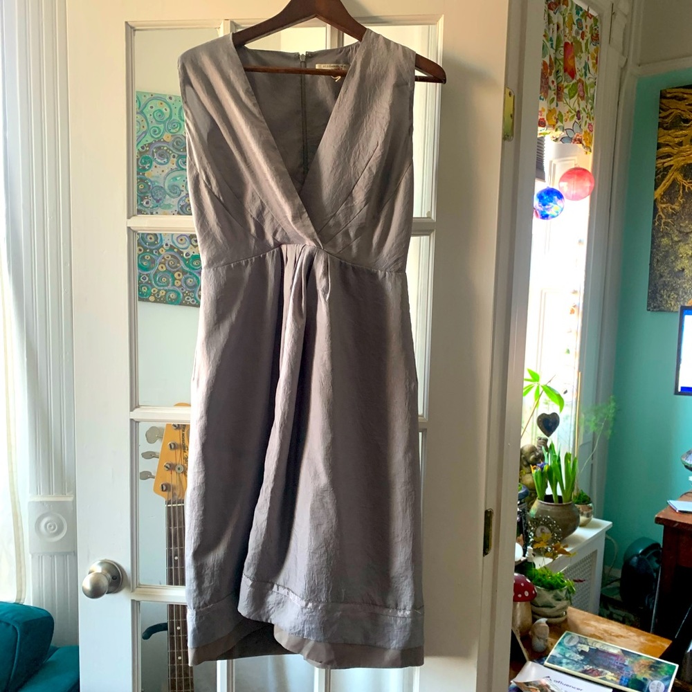 Beautiful dress with subtle details